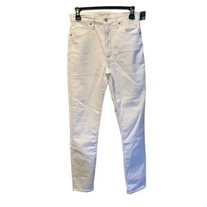 Abercrombie & Fitch The Super Skinny High Rise Jeans White size 2R NWT